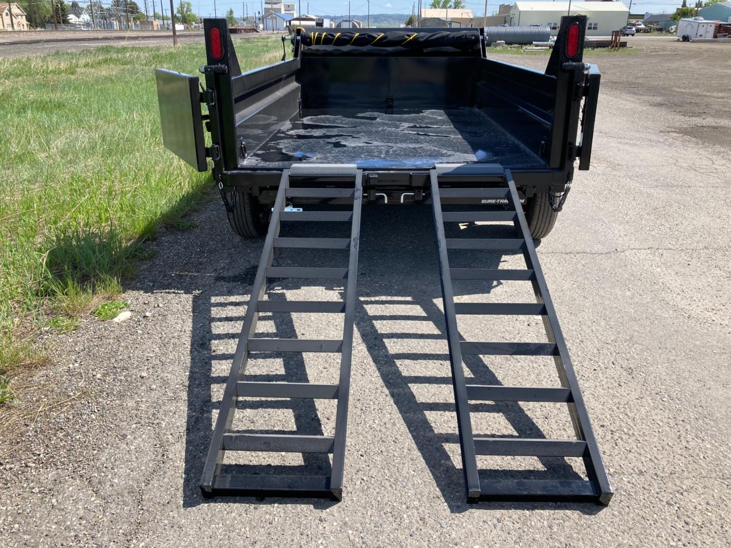 2025 Black SureTrac 6 x10 Lo Pro Dump Trailer , located at 310 West 1st Ave, Big Timber, MT, 59011, (406) 860-8510, 45.833511, -109.957809 - Photo#4