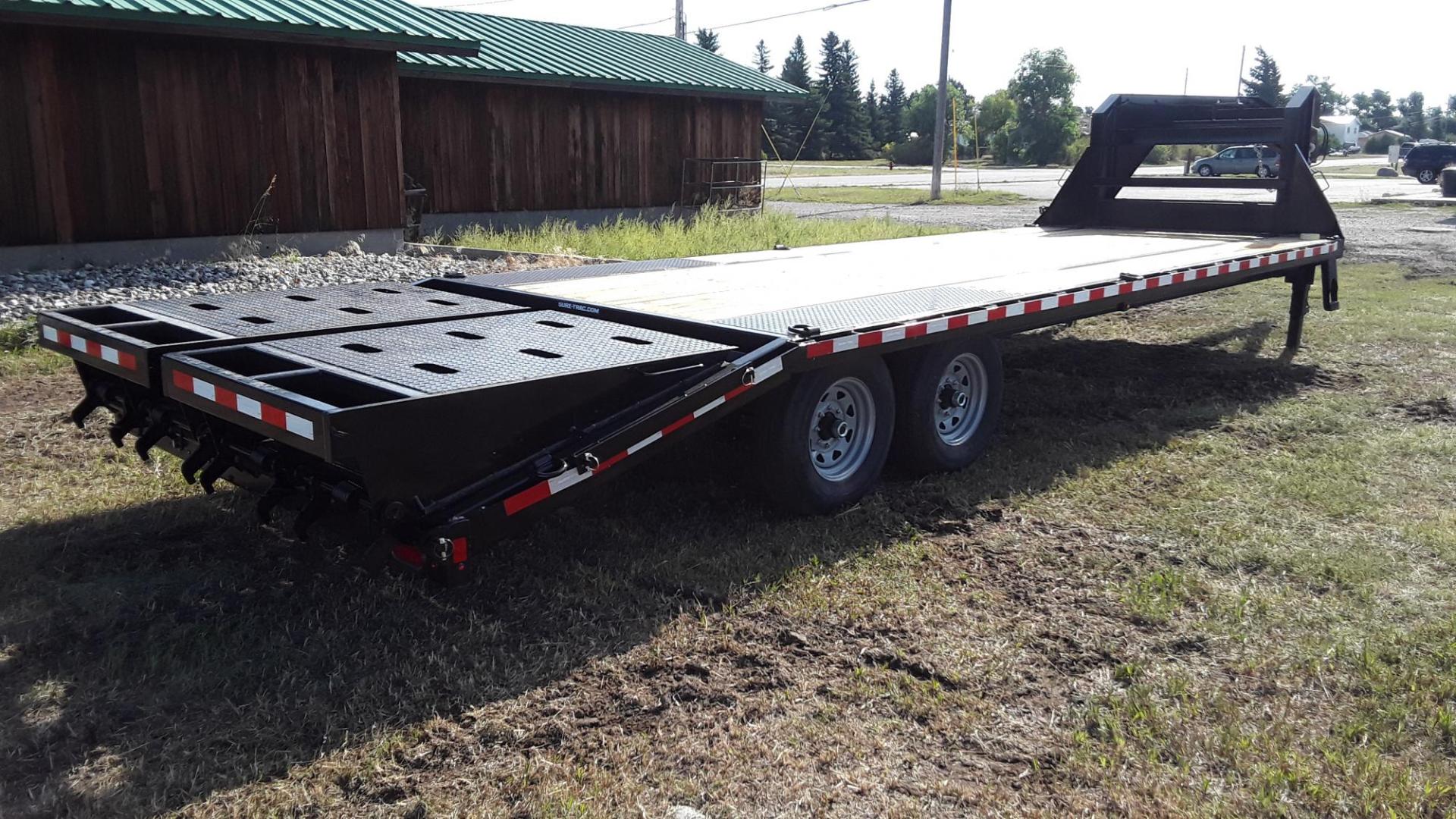 2025 SureTrac 81/2 x 25 GN Deckover , located at 310 West 1st Ave, Big Timber, MT, 59011, (406) 860-8510, 45.833511, -109.957809 - Photo#1