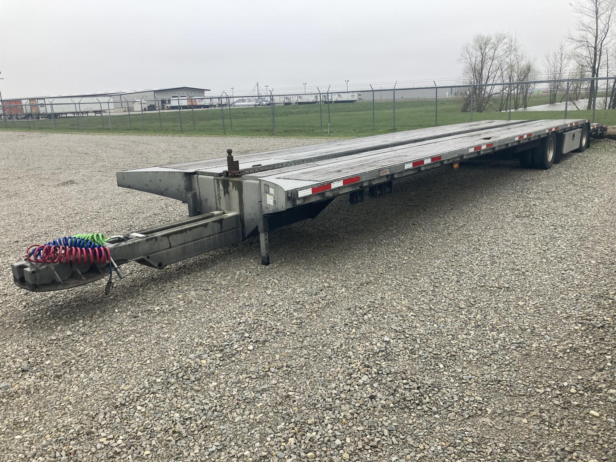 photo of MO 81/2 x 43 - 50K GVW Stinger Trailer