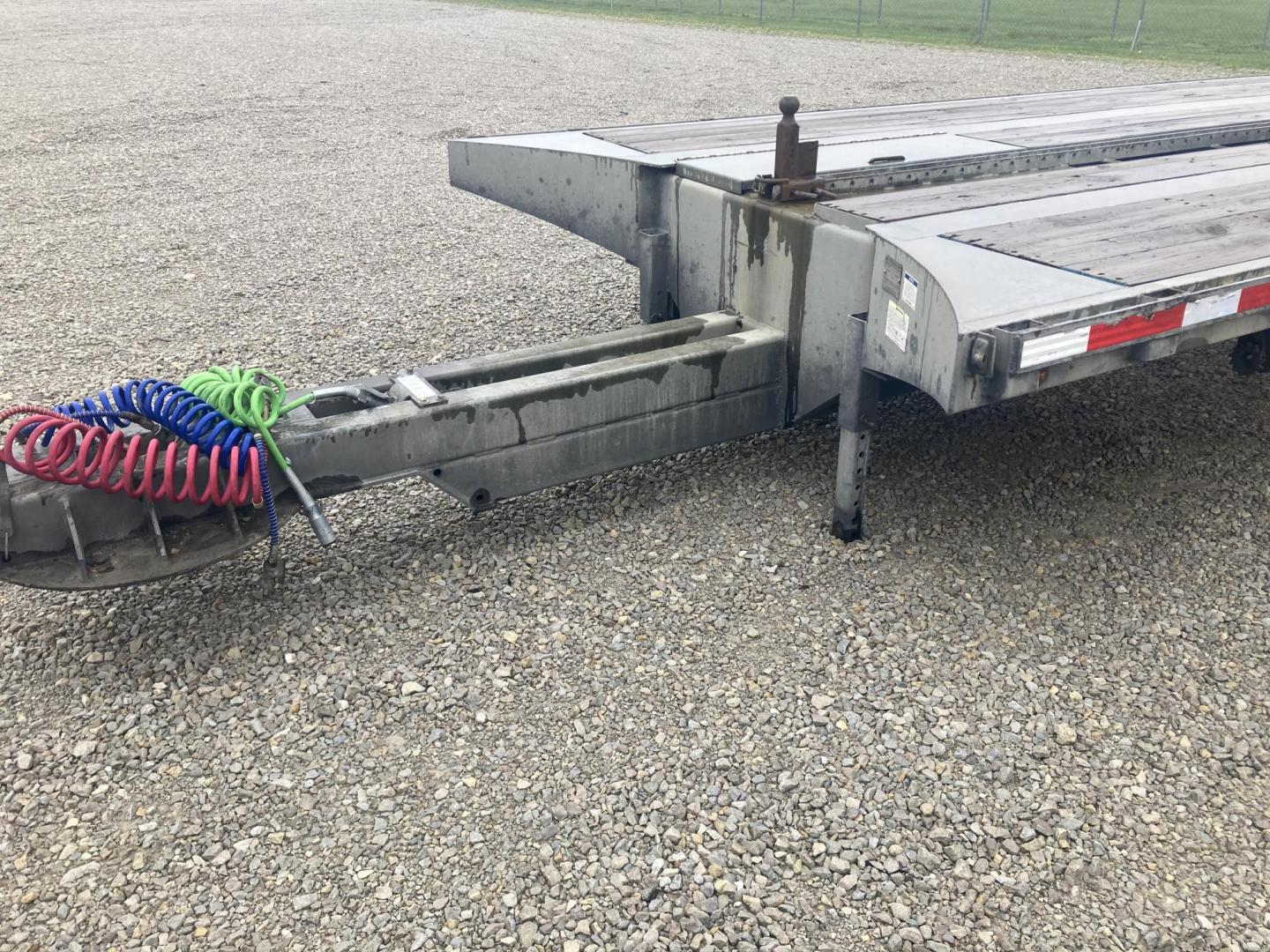 2019 , located at 310 West 1st Ave, Big Timber, MT, 59011, (406) 860-8510, 45.833511, -109.957809 - 2019 MO 43' Stinger trailer, 50K GVW, air brakes, tire inflation system, 245/70R-17.5-16 ply tires, alloy wheels, galvanized frame, wood deck, aluminum ramps, (3) toolboxes, hydraulic rear tail extension, center rail for securing trailers, spare tire holder, stake pockets, rub rail, LED lights, spre - Photo#7